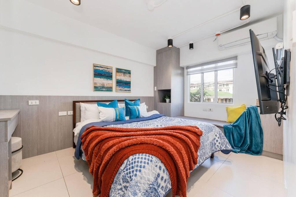 Airport Express Hostel E-527, 2 Minutes To Airport,Fast Wifi, Free Netflix Đảo Mactan Ngoại thất bức ảnh